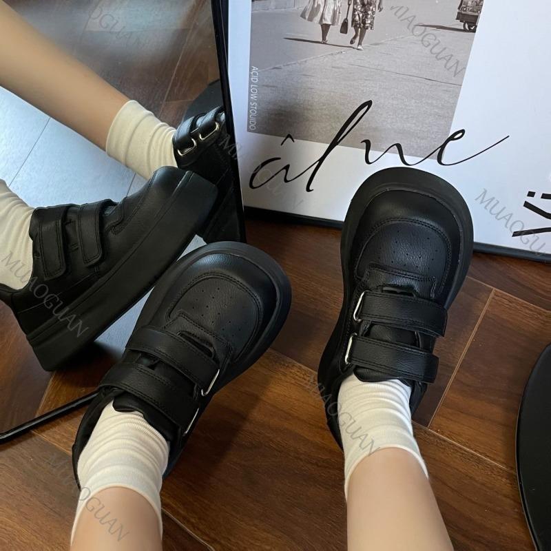 Fashion 2025 New Autumn Thick-Soled Sneakers for Women Casual Black Lightweight Student Retro Board Shoes Flat Platform Tennis Female