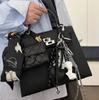 Elegant Statue Keychain Rope Key Holder Unique Sculpture Key Pendant Artistic Keychain Art Bag Charm Suitable for Key