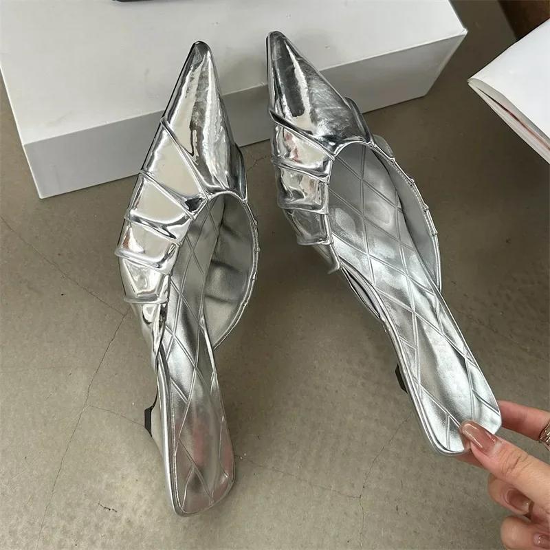 Fashion Pleated Patent Leather Slippers Women Sexy Pointed Toe Low Heel Slide Sandals Summer Beach Mules Loafer Zapatos De Mujer 35 4527₽