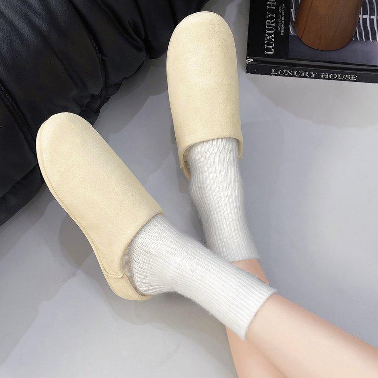 

Star with the same fluffy slippers women s 2025 autumn new versatile velvet thermal cotton slippers bag head half slippers women 42