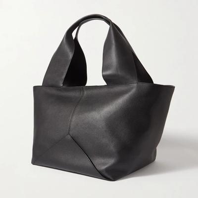 New Versatile, Simple, Soft, Large-capacity, Niche Design Bucket Bag, Unisex Tote Bag