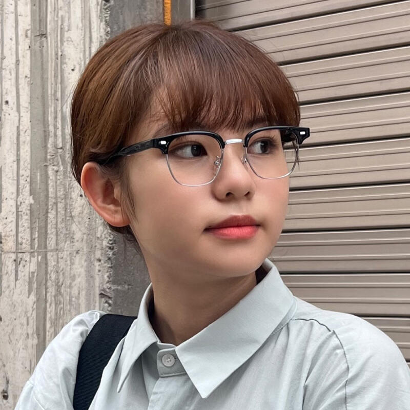 SBKA Muni-C01 Gold-Rimmed Glasses (Blue Light Blocking)