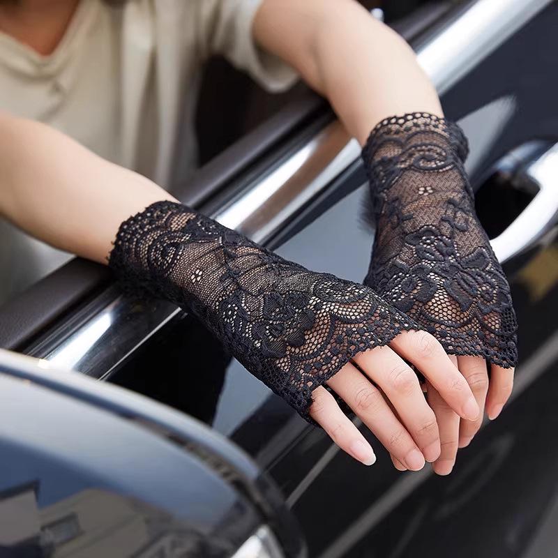 Spitze Braut Sommer Fahrhandschuhe: Dünne, durchbrochene Damen-Fahrradmodehandschuhe