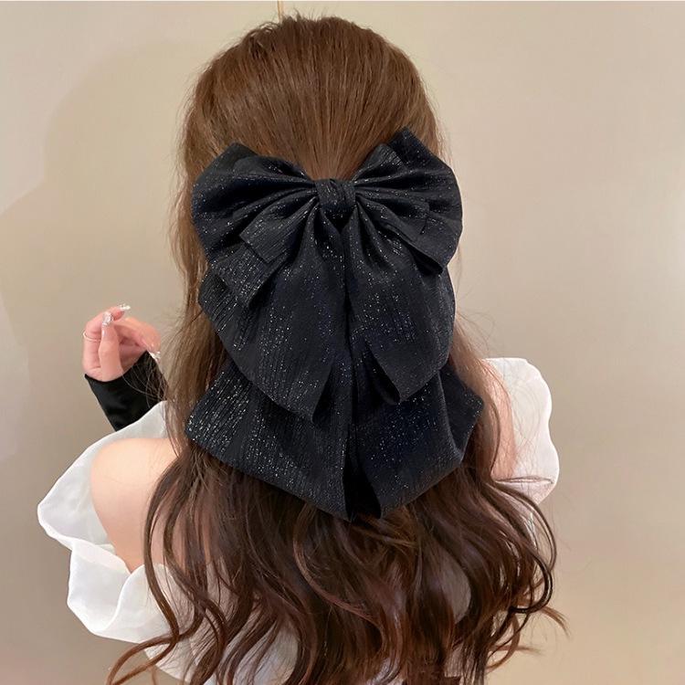 Silver Pearlescent Bow Hair Clip: Versatile, Influencer-Approved Princess Style