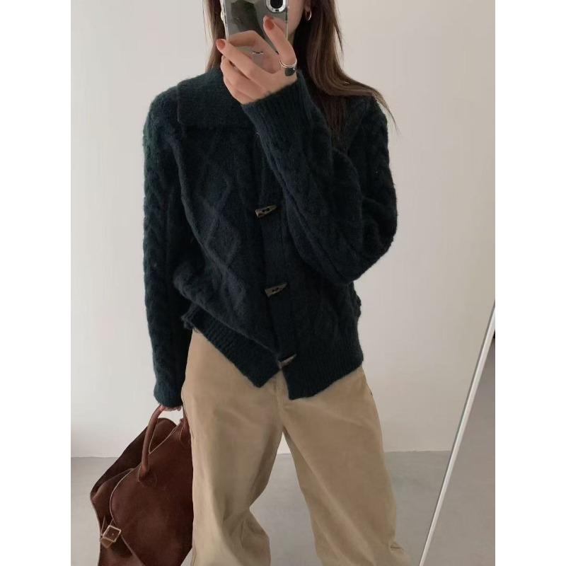 

Ретро кардиган крупной вязки с отложным воротником и застежкой на роговую пуговицу, женский осенне-зимний, новый, свободный и тонкий, мягкий и восковой свитер-жакет one size fits all чёрный