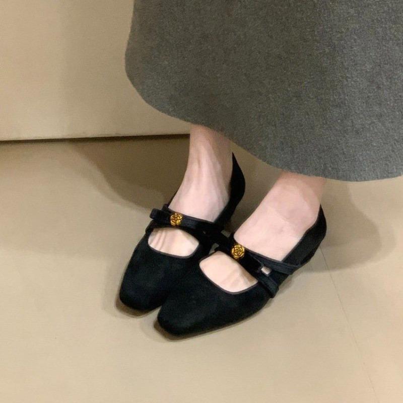 

Huge good-looking suede bow Mary Jane shoes women s spring and autumn new retro one-word single shoes with thick heels and light mouth 40 чорний