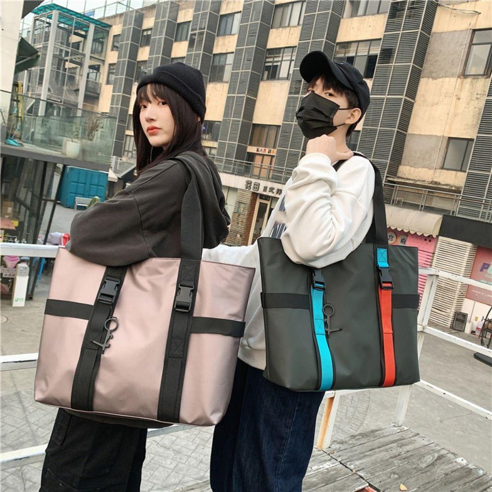 Waterproof Male Tote Bag Large Capacity Nylon Duffle Bag Zipper Men Shoulder Bag  Streetwear