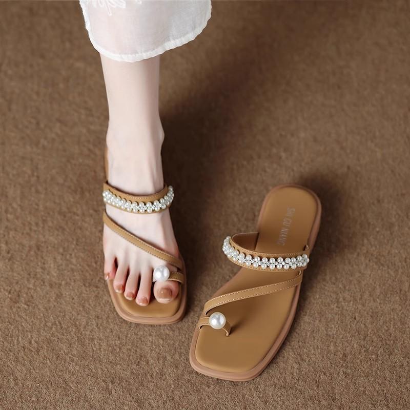 ~ Exquisite Soft-soled Cool Slippers Women's New Summer Wear Fashionable Foreign-style Women's Flat Sandals