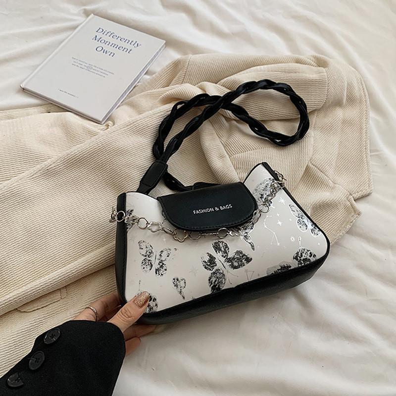 

Fashionable Casual Shoulder Bag For Women Trendy Small Crossbody Bag In Black And Pink Colors Black