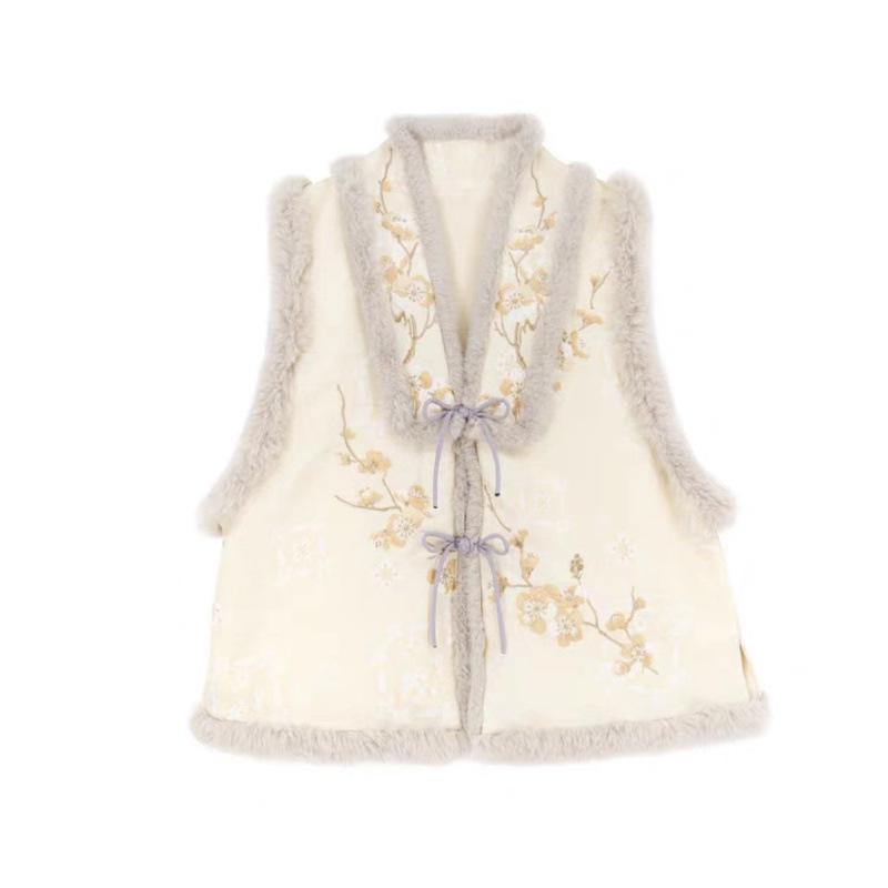 Autumn/Winter Maki-e Kintsugi Hanfu: Embroidered Ming-Style Fairy Horse Face Skirt for Women