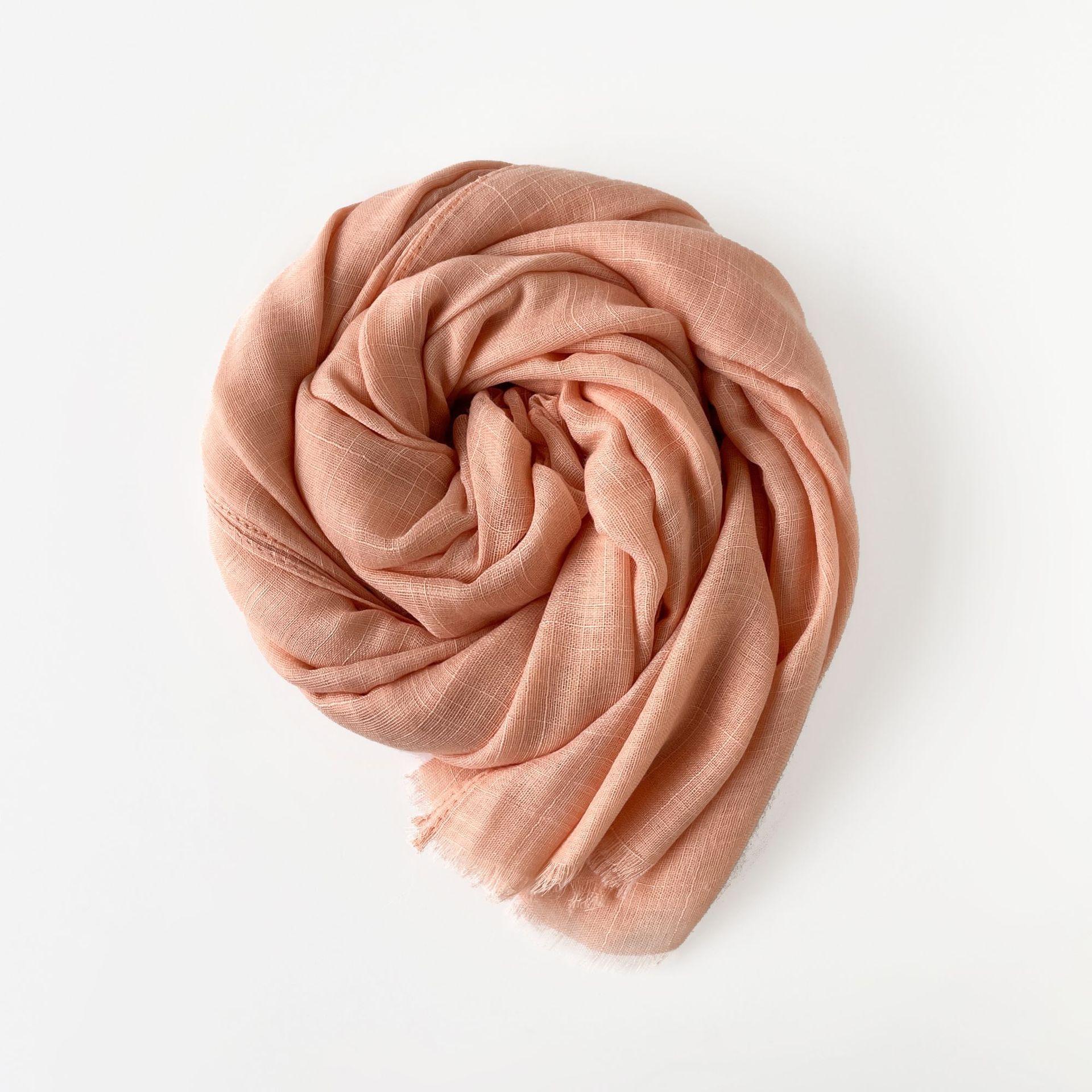 

Четыре сезона в наличии новый шарф однотонный средней длины шаль в европейском и американском стиле легкий дышащий шарф шарф из бамбукового узла из хлопка 180*80cm