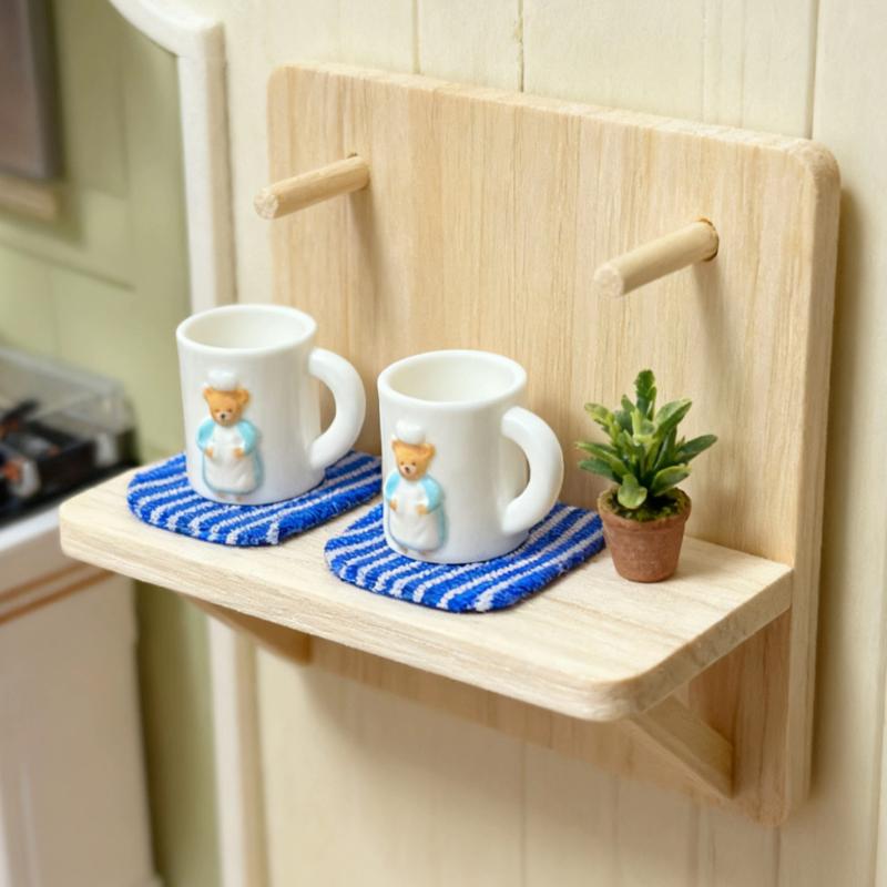 2Pcs Miniature Dollhouse Bear Mug Water Cups Model Dollhouse Home Scene Decoration Dolls House Accessories Pretend Play Toys