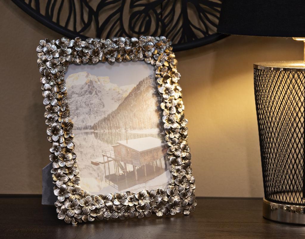 Photoframe Flolly Cm 21,5X2X26,5 (Inside Photo Size Cm 15X20)