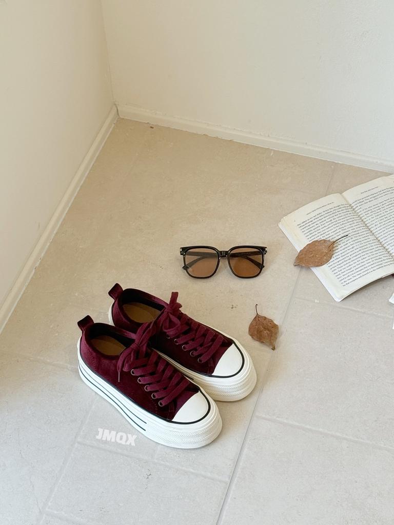 Leather Retro Thick-soled Heightening Casual Shoes Women's 2025 Autumn New Versatile Sports Niche Anti-skid Trend Lightweight