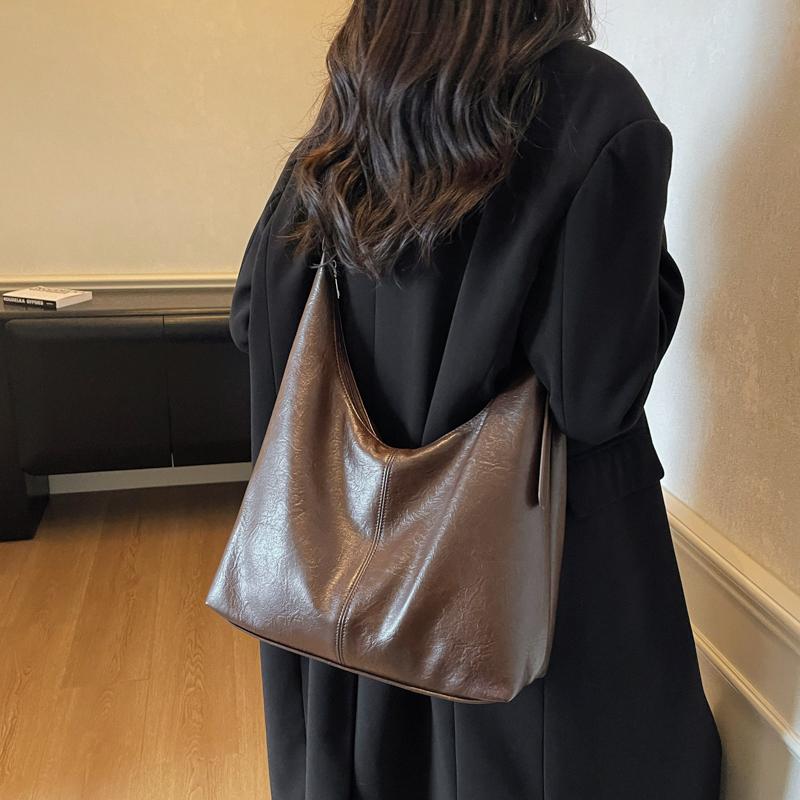 Leather Hobo Bag with Matching Clutch Large Capacity Fashion Shoulder Bag Set