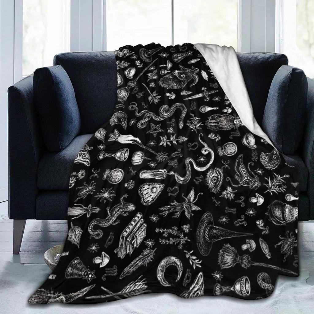 Halloween Witchy Witch Blanket Flannel Throw Blanket Lightweight Soft Cozy Sofa Bed Blanket for Men Women Teens Halloween Gifts