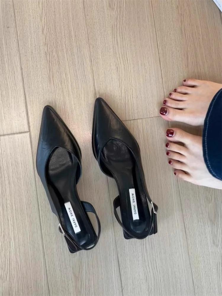 

Весенние серебристые сандалии 2025 года на низком каблуке с острым носком и открытой пяткой для женщин 35 чёрный