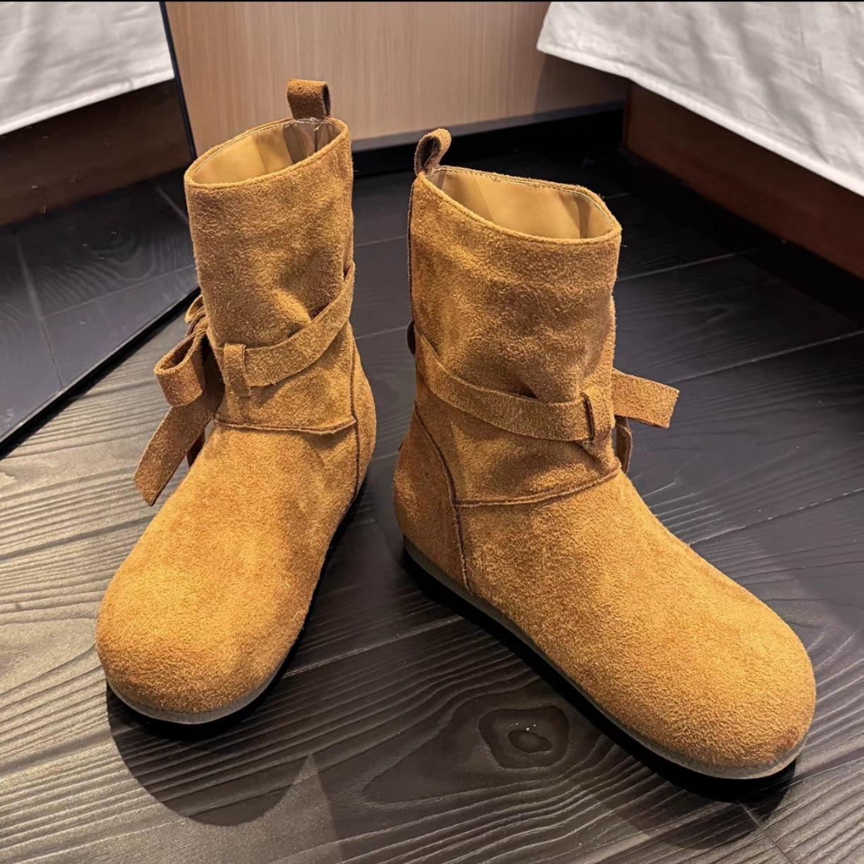 

Sheepskin version~ retro matte versatile western cowboy boots women s 2025 new Maillard round head flat bottom Martin boots 39 верблюд