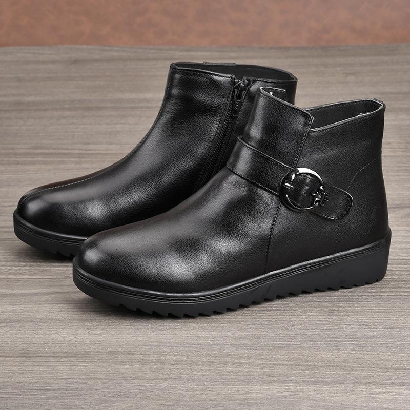Mom's Genuine Leather Non-slip Winter Boots: Warm, Soft Sole, Cotton-lined for Middle-aged and Elderly Women