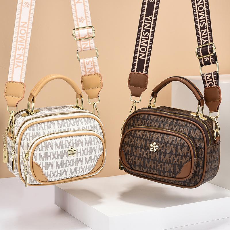 Women's bag niche high-end portable 2025 new fashion bag oblique span bag women's versatile retro shoulder women's bag