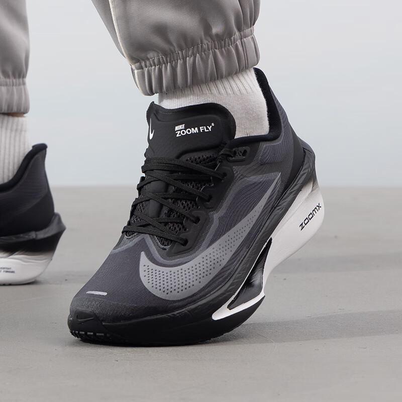 

Nike Zoom Fly 6 Men s Running Shoes US 7