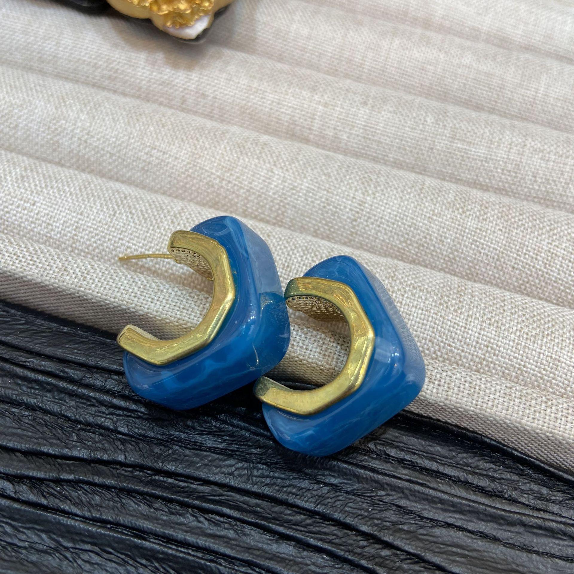 French Retro Geometric Square Earrings 2025 Trendy Stud Earrings Simple Temperament High-End Earrings Women