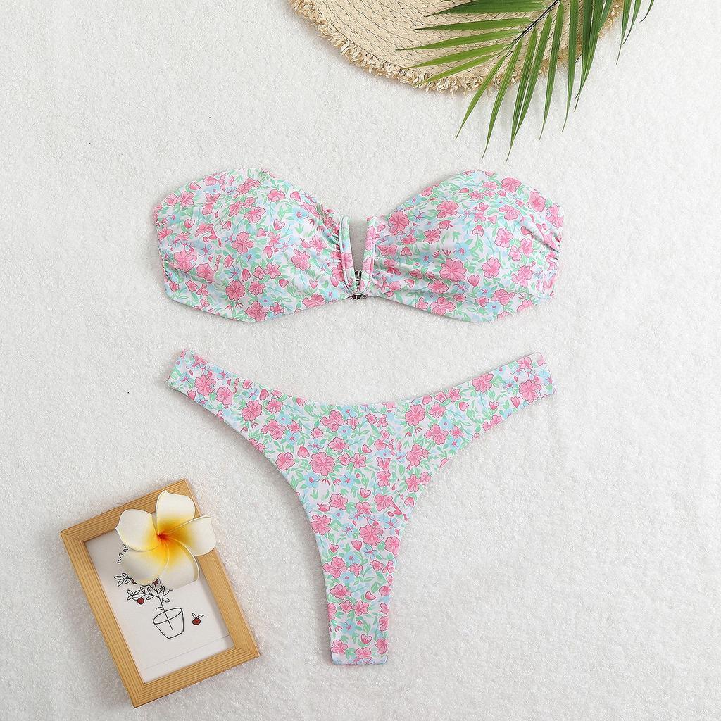 European and American women cute sexy V-neck thong printed bikini, triangle swimsuit swimsuit