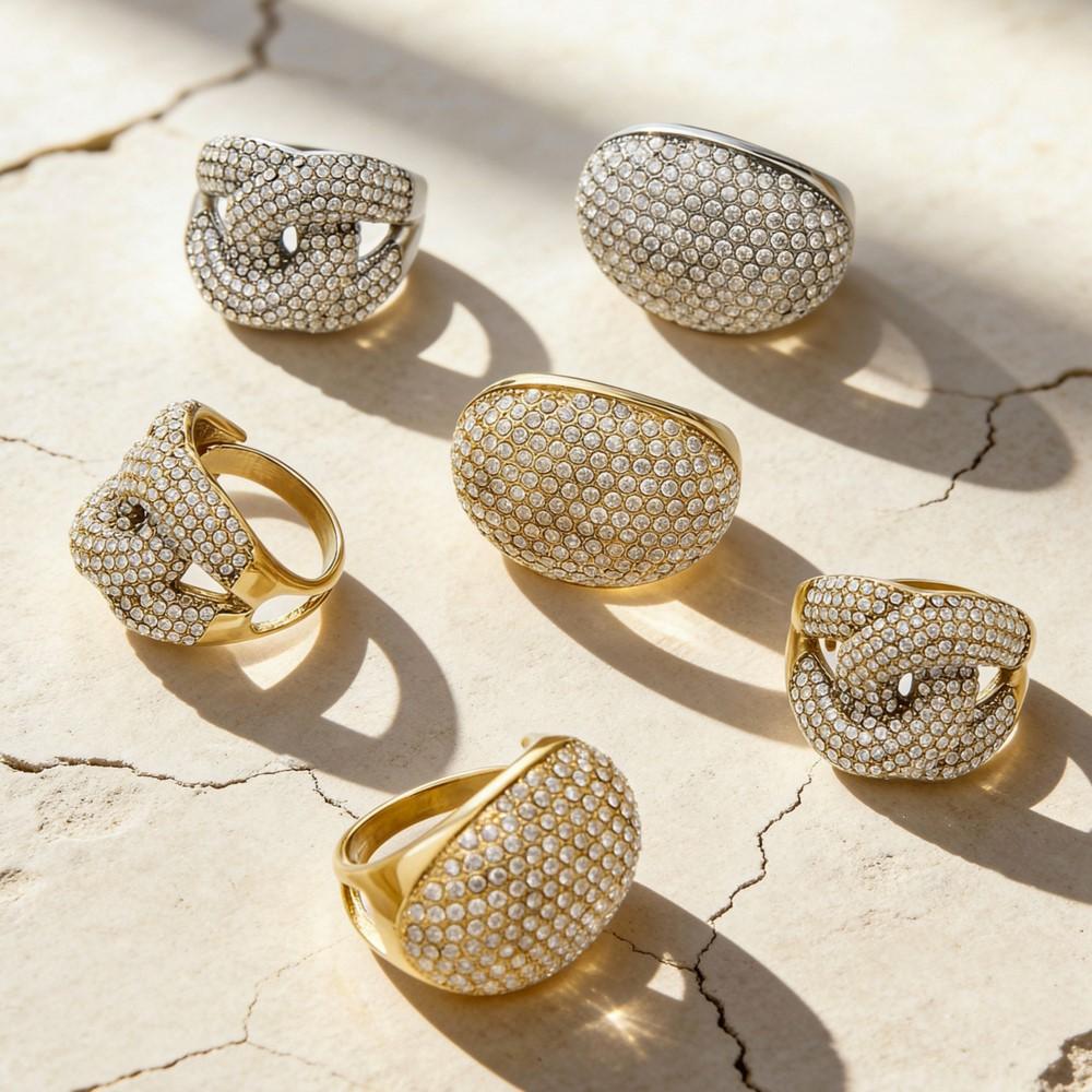 Anel Duplo C Torcido de Luxo em Aço Inoxidável Banhado a Ouro 18k com Anéis Cheios de Zircônia Cúbica Anel Grosso Ajustável para Mulheres