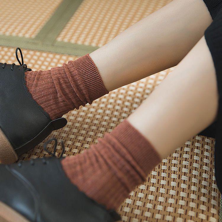 Women's Deodorant Mid-Tube Socks - Autumn/Winter European & American Style, Japanese Retro Color.