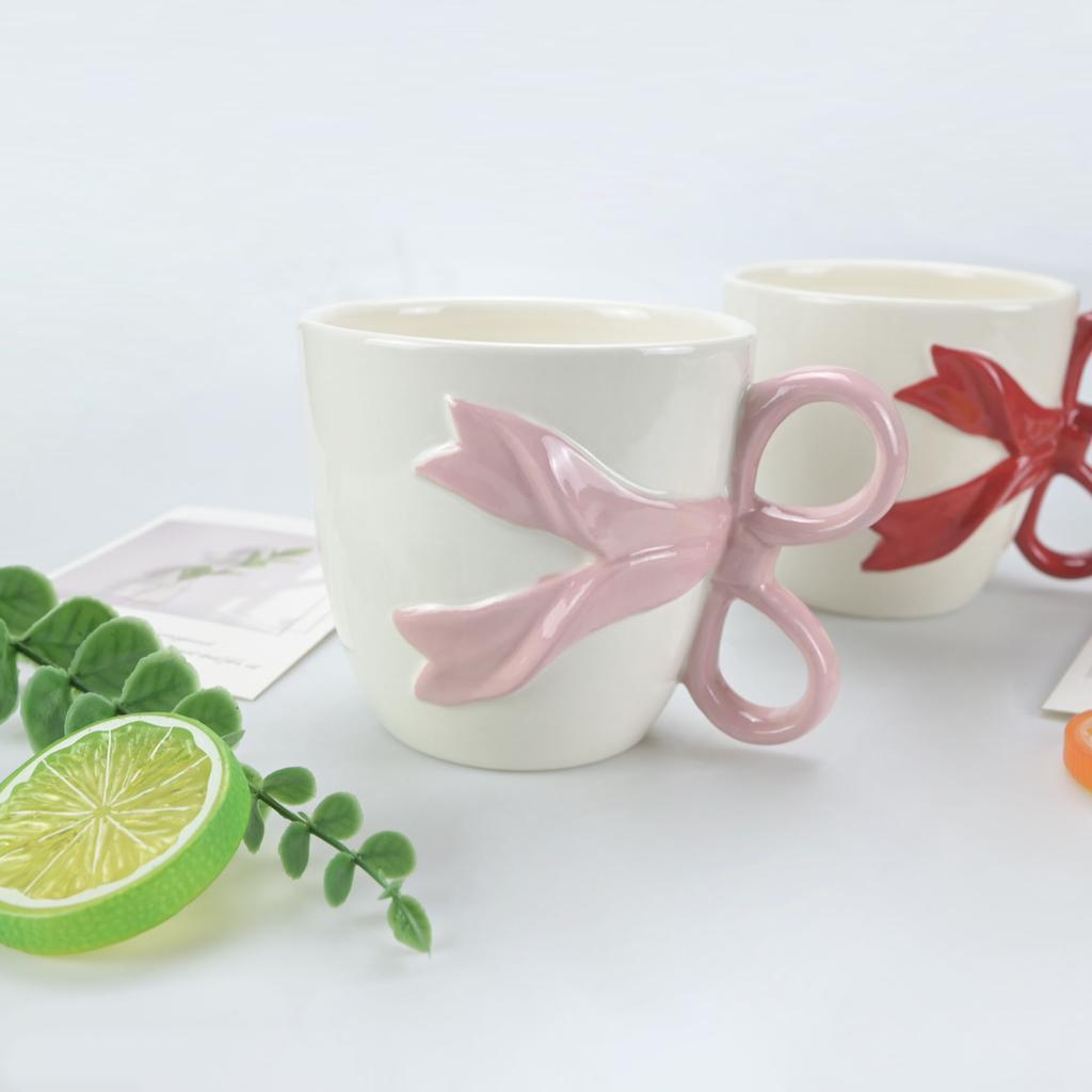 1pc Bow Shaped Mug, Pink Three-Dimensional Bow Shaped Coffee Cup, High Aesthetic Value, Design Sense