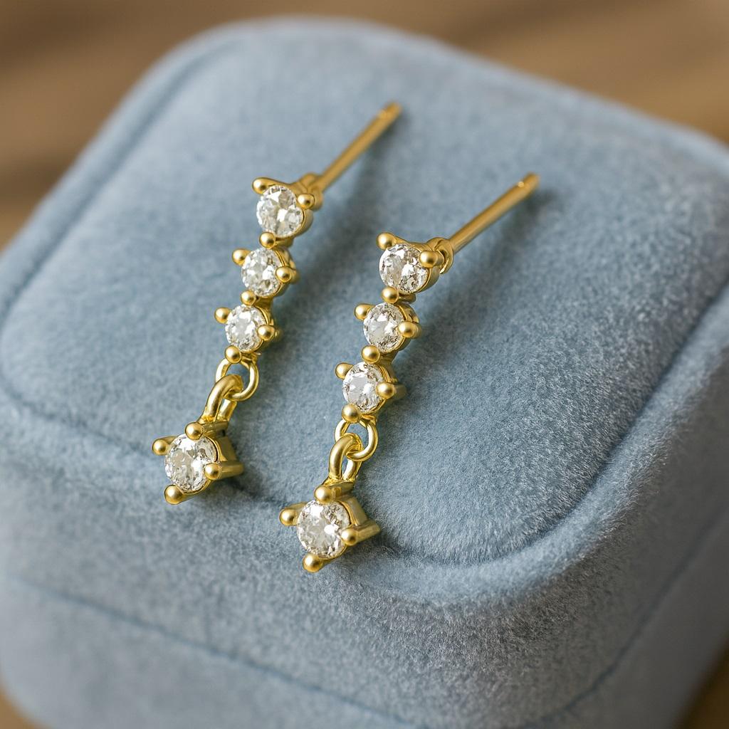 Moderne lineare Hängeohrringe - 925er Sterlingsilber, vergoldet