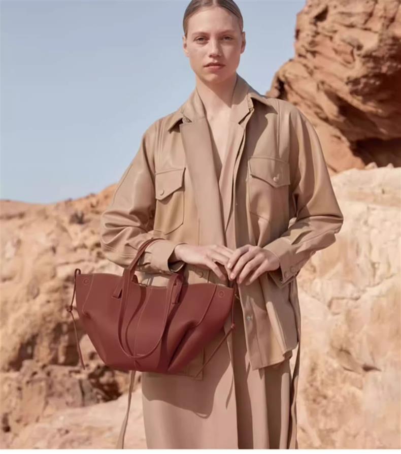 2025 New Women's Tote Bag