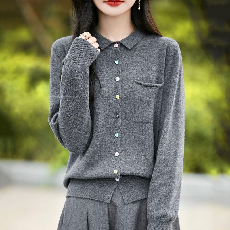 Spring and Autumn New Korean-style Gentle Women's Knitted Sweater, Solid Color and Elegant, with Colorful Buttons and A Small Collar for Commuting