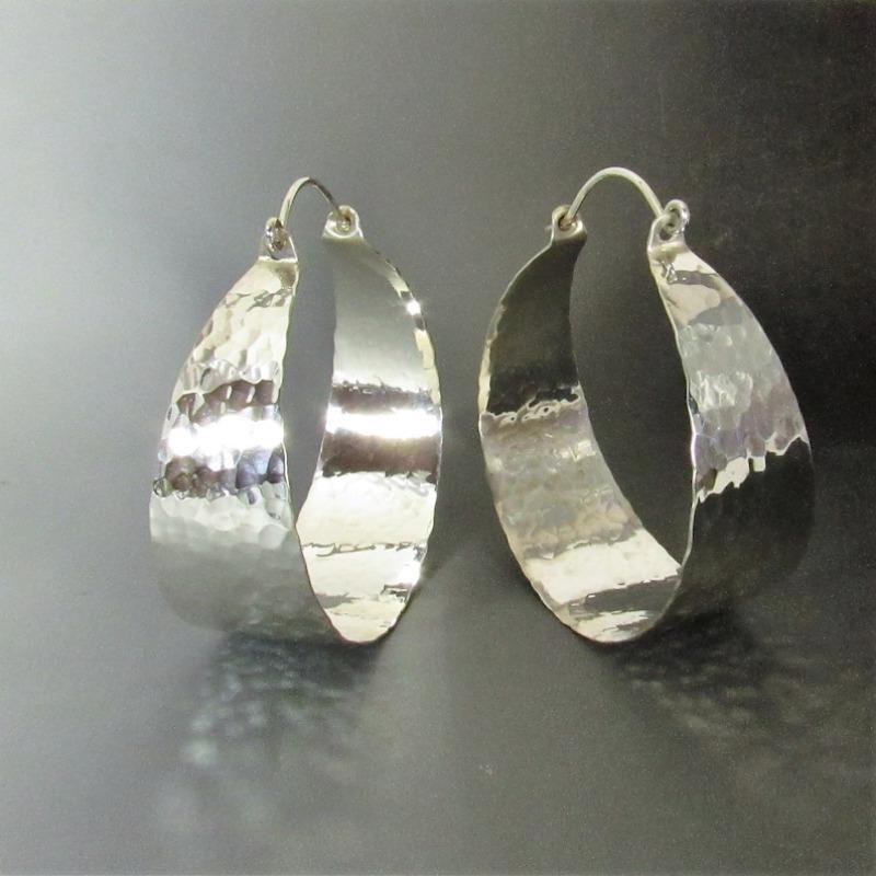 Vintage Style Silver Color Metal Geometry Die Casting Pattern Hoop Earrings for Women Jewelry