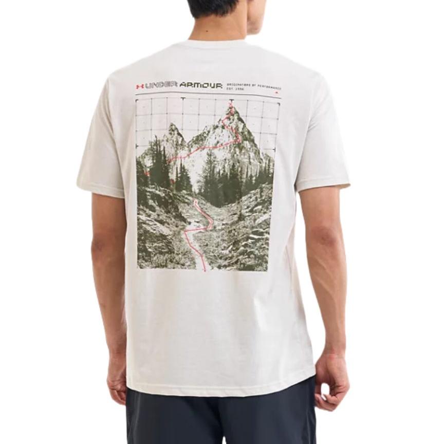 Under Armour UA Dosažení vrcholu Volný střih Kulatý výstřih Tričko s potiskem písmen Krátký rukáv Pánská trička Off-White 1382906-110