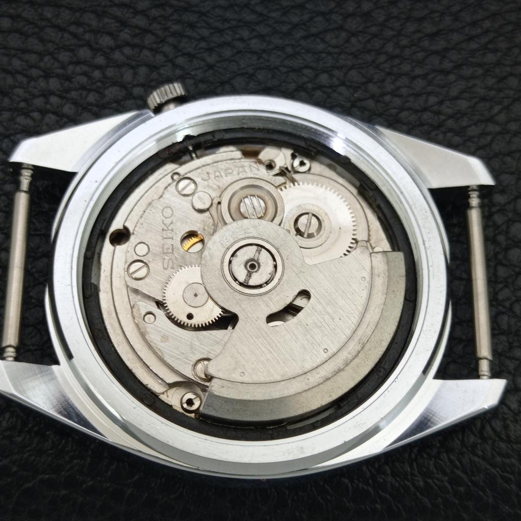 VINTAGE REFURBISHED SEIKO 5 AUTOMATIC JAPAN MENS SILVER DIAL WATCH a708575-1