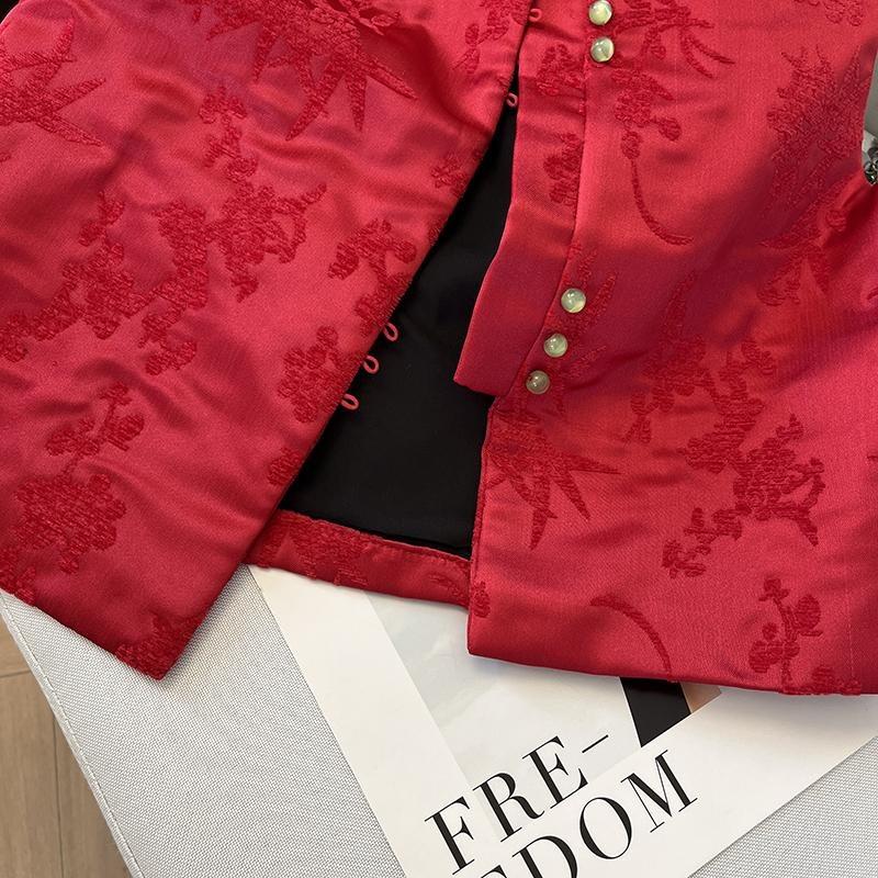 2025 High-end Festive Mother Vest Temperament Stand-up Collar Jacquard Button-up Top Vest