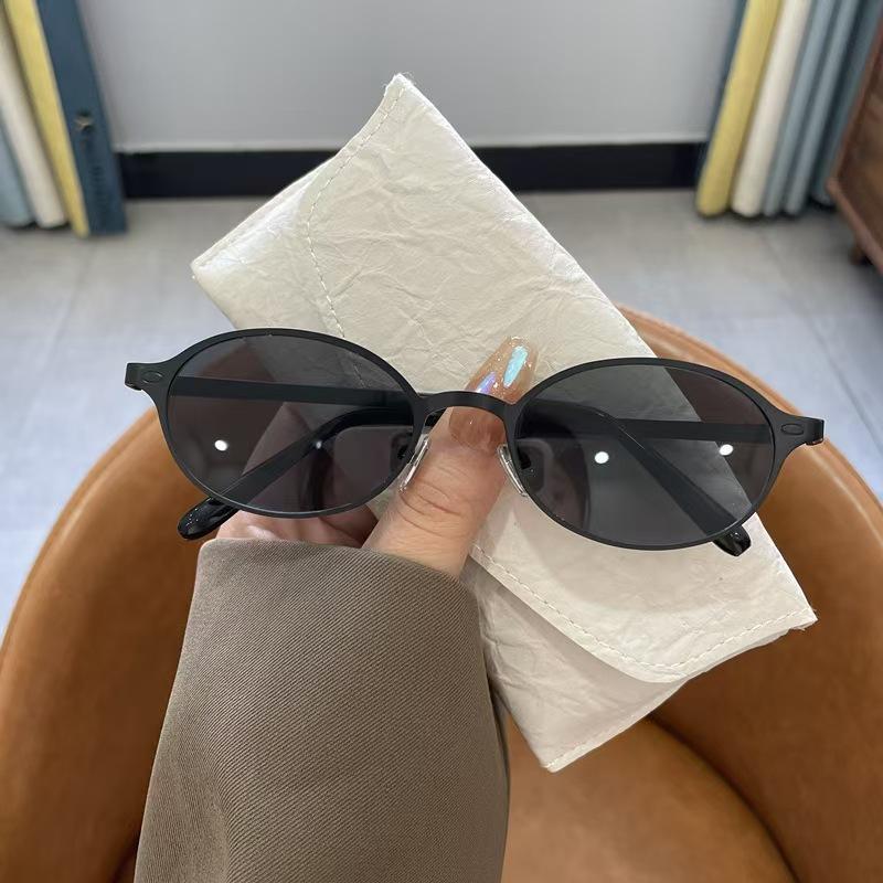 New UV400 Oval Sun Glasses for Women Men Summer Travel Rimless Round Fashion Shades Eyewear