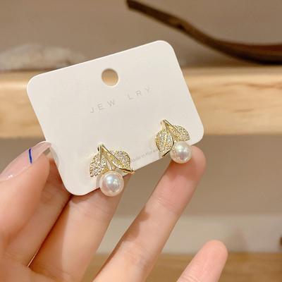 2023 Neue Mädchen Mode Elegante Ohrringe Schmuck Luxus Blätter Ohrringe Abendparty Party Persönlichkeit Quasten Charmante Frauen Glänzende Ohrringe