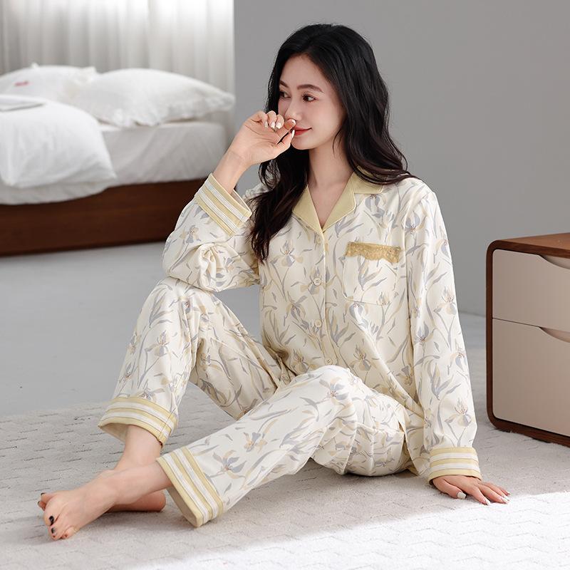 Women's pure cotton spring and autumn pajamas long sleeves can be worn outside autumn women's high-end cardigan loungewear cotton suit