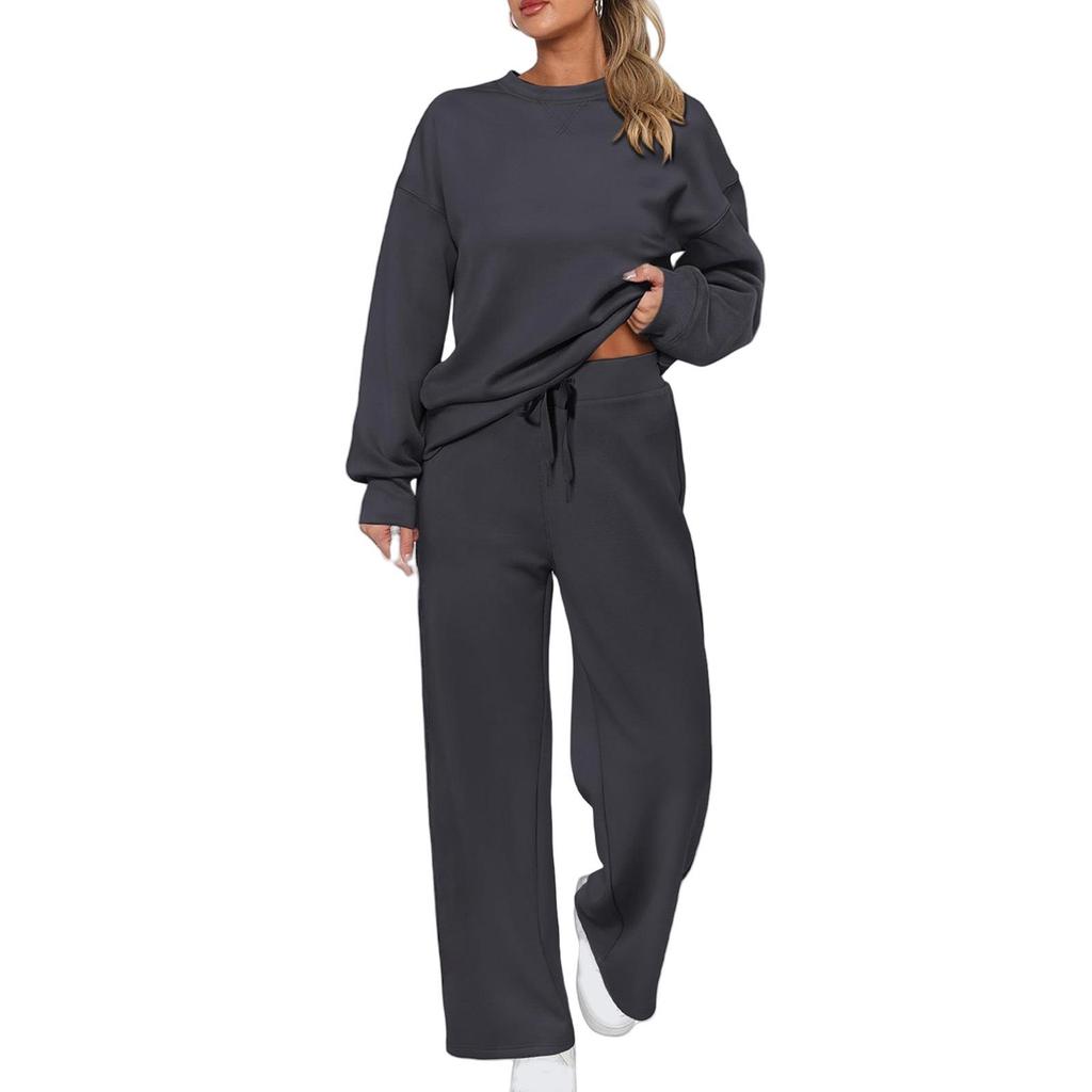 European-Americana Knit Women's Two-Piece: Long-Sleeve Top & Wide-Leg Pocketed Sweatpants