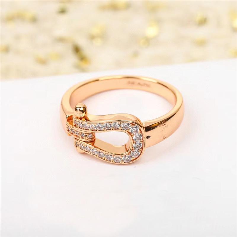 Anillo con Hebilla de Herradura Dorada V para Mujer Nicho de Gama Alta Anillo de Pareja Anillo Dedo Índice Joyería para Hombres y Mujeres