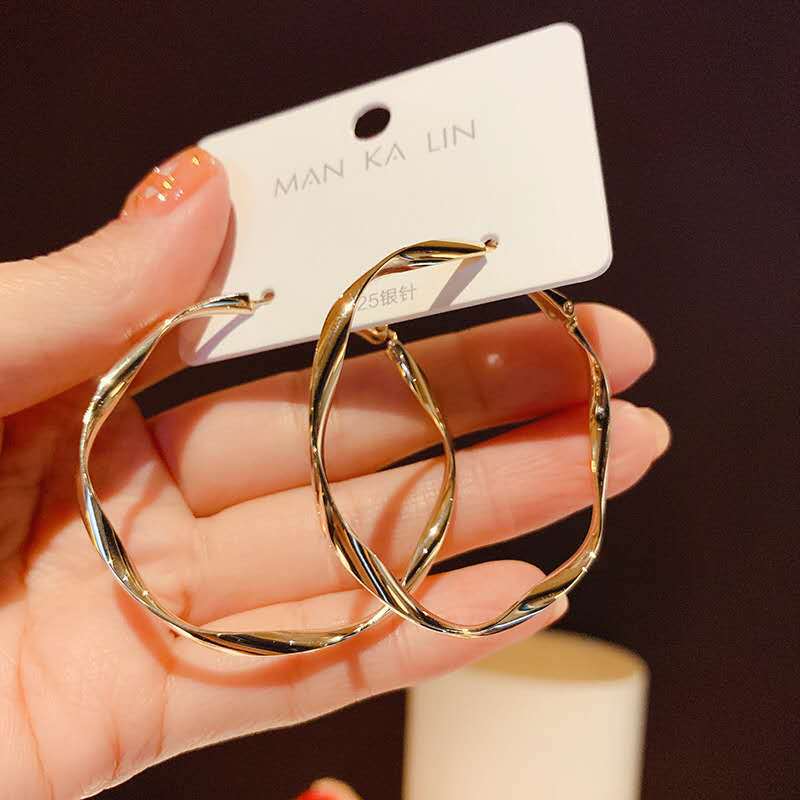 Big Hoop Earrings Ring Round Female Ear Rings Gold Large Circle Earring Huggies Personality Fashion Jewelry GiftsWholesale