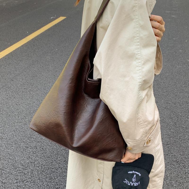 Retro Bag Women's Large-capacity New Summer Versatile Simple Shoulder Mother and Child Bag Commuter Tote Bag