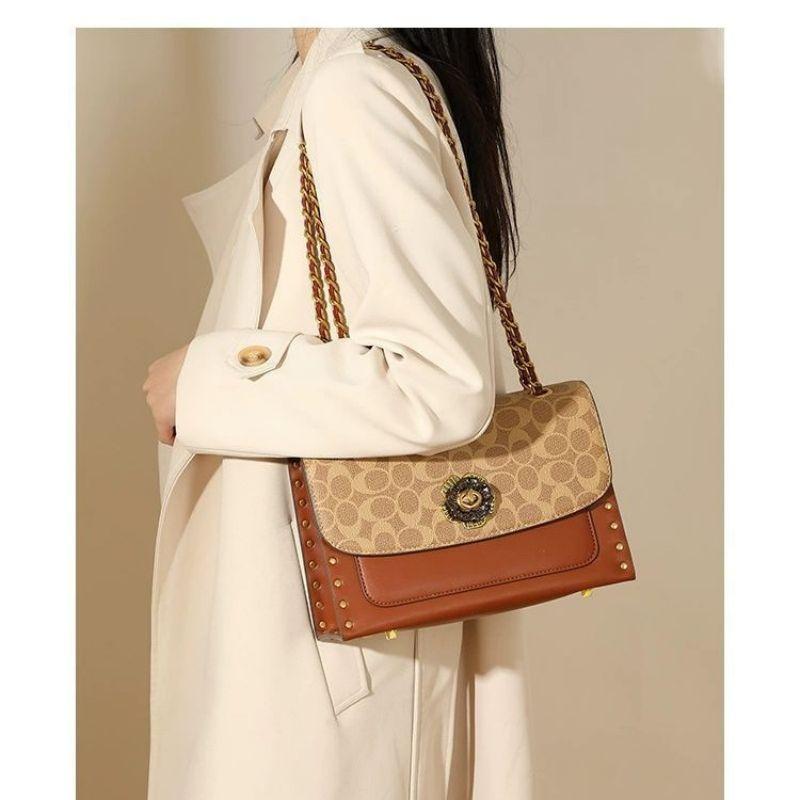 Detail-Shoulder Bag for Women with Chain Designer Crossbody Bags Sophisticated Elegant Fashionable