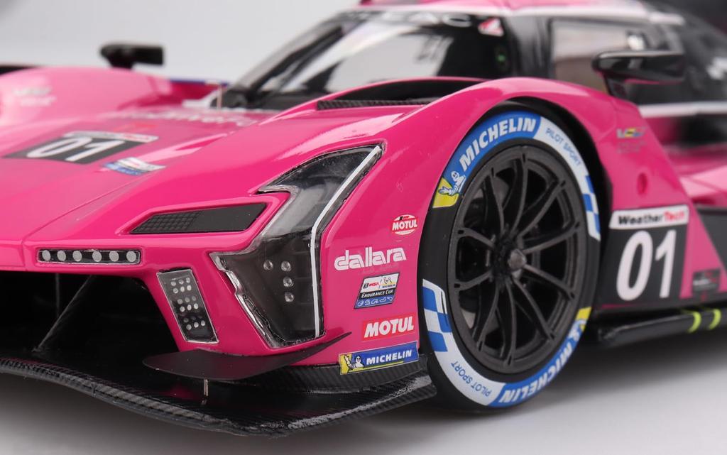 TOP SPEED Scale Cadillac V Series R IMSA Petit Le Mans 2024 Winning Car Cadillac Racing Finished Model TS0611 1/18 #01