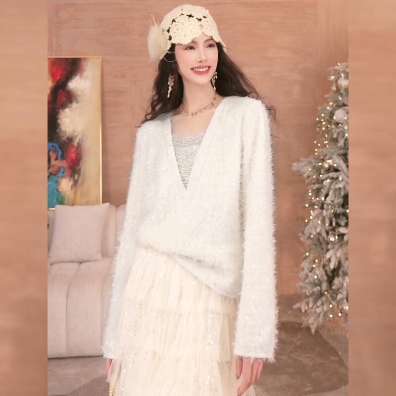 Women s V-Neck Beaded Knit Top XL