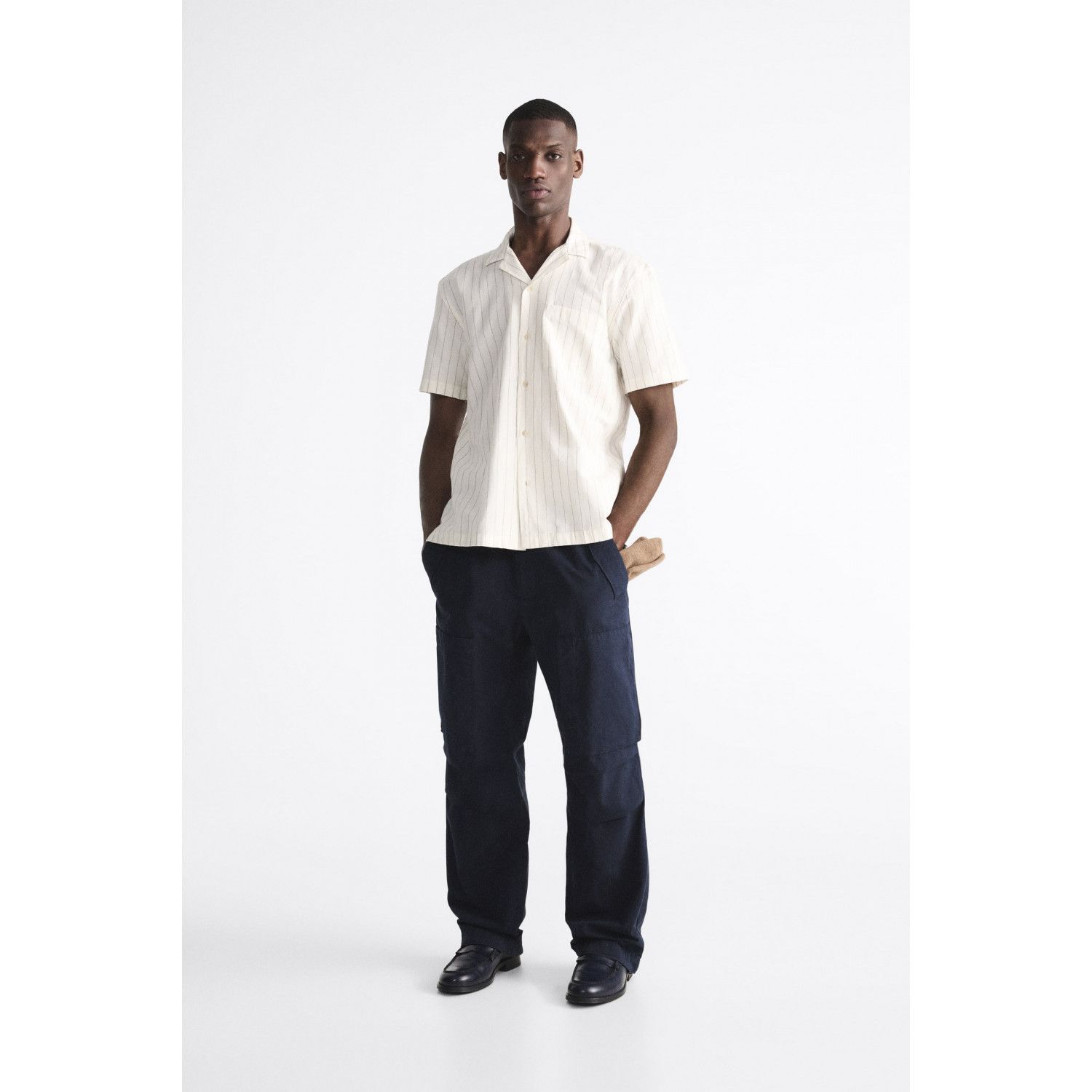 

STRIPED TEXTURED SHIRT