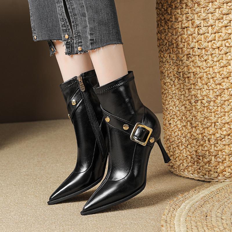 

European Style Stiletto Ankle Boots with Buckle and Rivet Detail - Pointed Toe, Trendy Women s Fashion. 39 чёрный