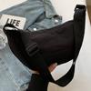 Large capacity niche casual nylon dumpling bag for men and women, student shoulder bag, new women's bag